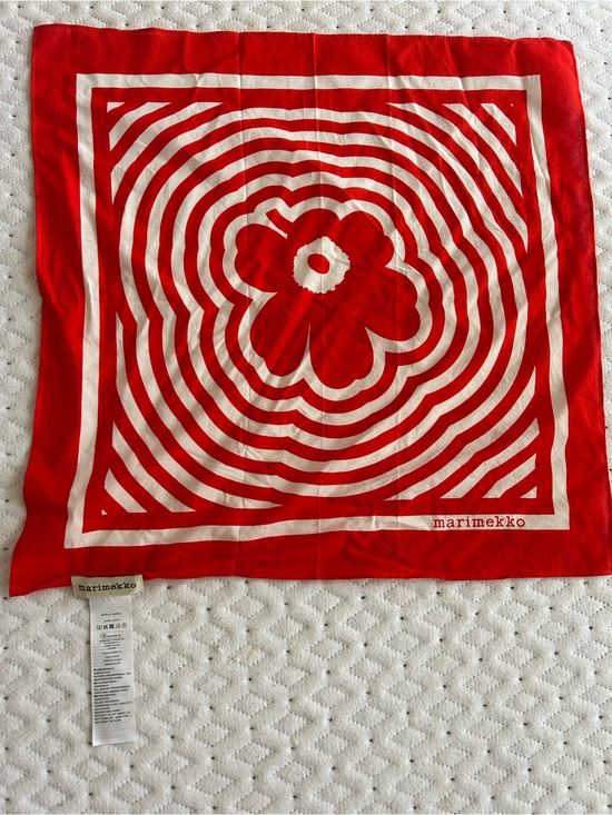 Marimekko Accessories - Marimekko Red and White Concentric Unikko Scarf